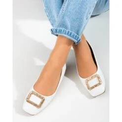 Ballerines Blanches Vernies à Bout Carré Pour Femme De Shelovet