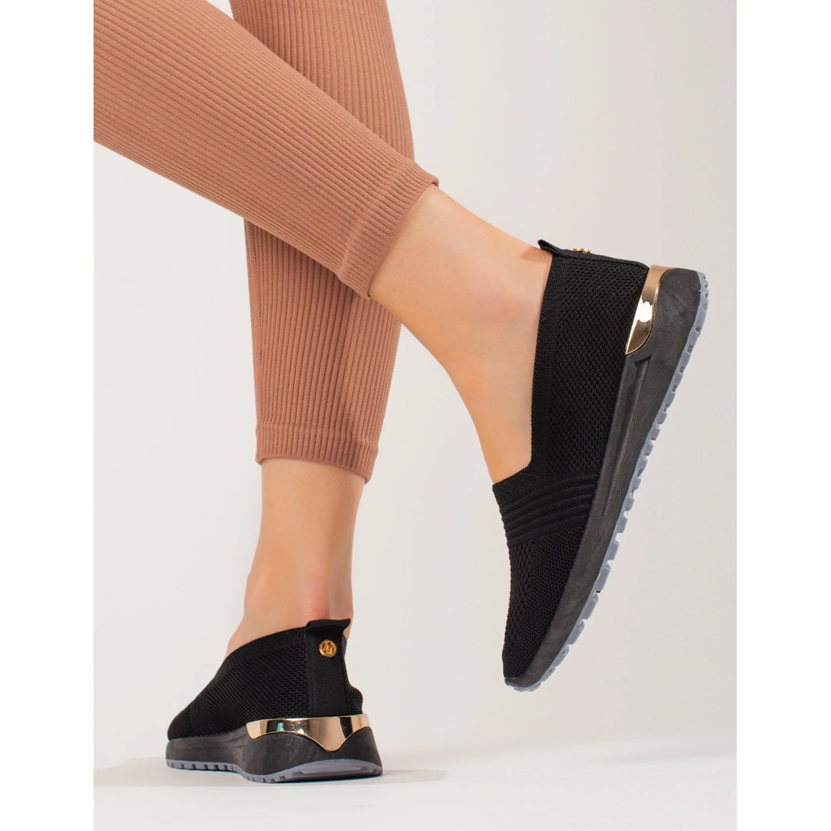 Baskets Noires Ajourées Shelovet, Femmes Le Noir – Image 3