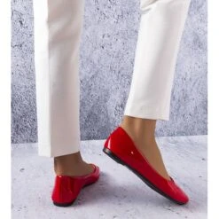 BM Ballerines Classiques En Laque Rouge Méthot