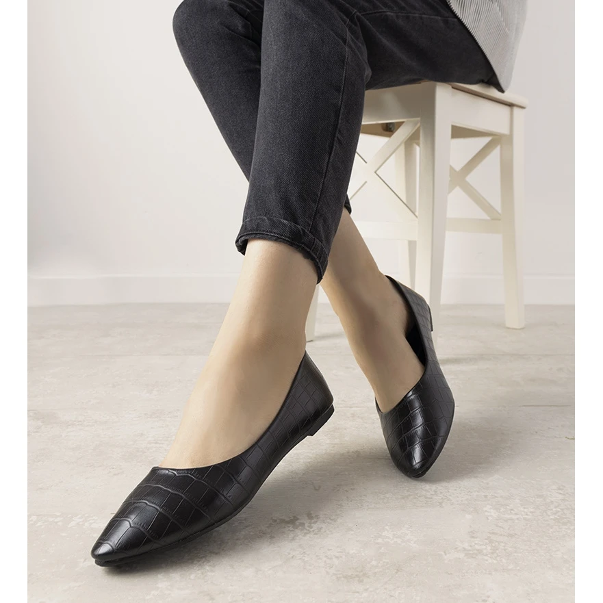 BM Ballerines Noires Au Motif Peau De Crocodile Camilia Le Noir â Image 2