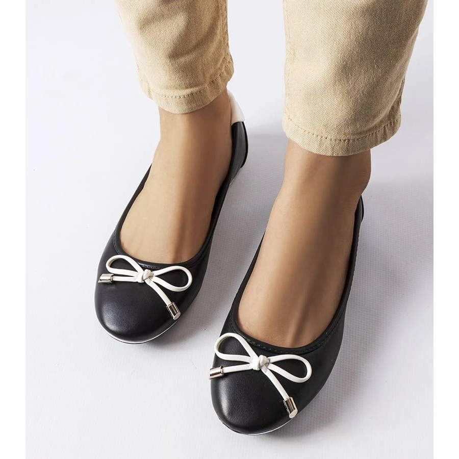 BM Ballerines Noires Ornées D'un Nœud De Chez Maddalena Blanche – Image 2