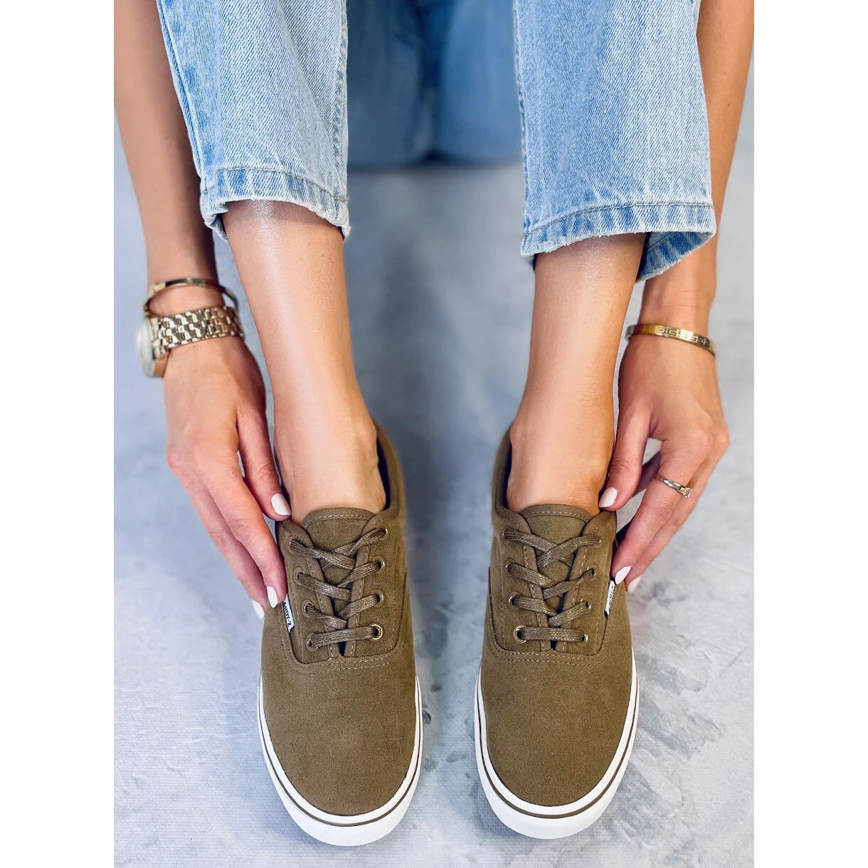 BM Baskets Femme En Daim Lovis Taupe Vert â Image 3