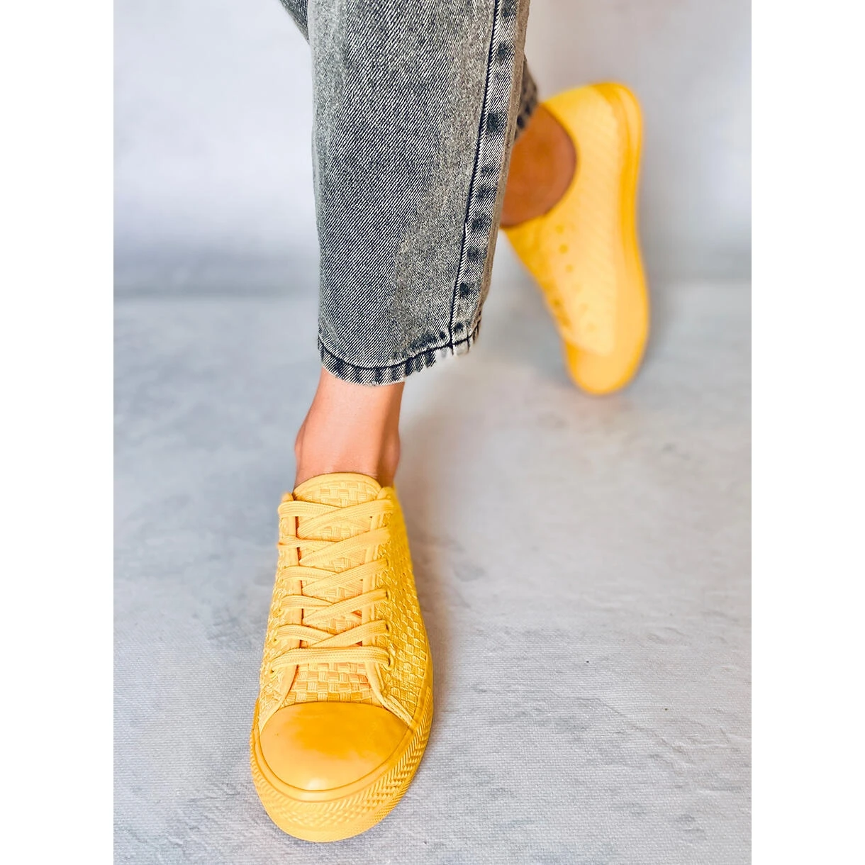 BM Baskets Unicolores Jaune Sears – Image 5