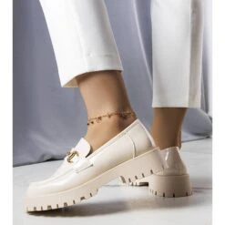 BM Chaussures Laquées Beiges De Simard