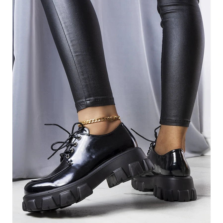 BM Chaussures Laquées Noires De Lynn Le Noir