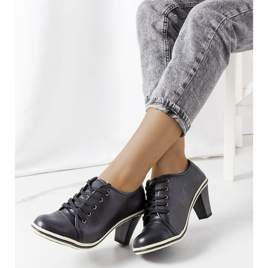 BM Chaussures Noires Sur Le Post Filra Le Noir