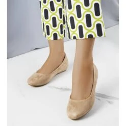 BM Chaussures Plates Marron à Semelle Compensée Basse De Sylvia Brun