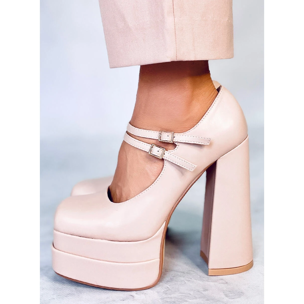 BM Escarpins à Plateforme Grain Beige Loit – Image 3