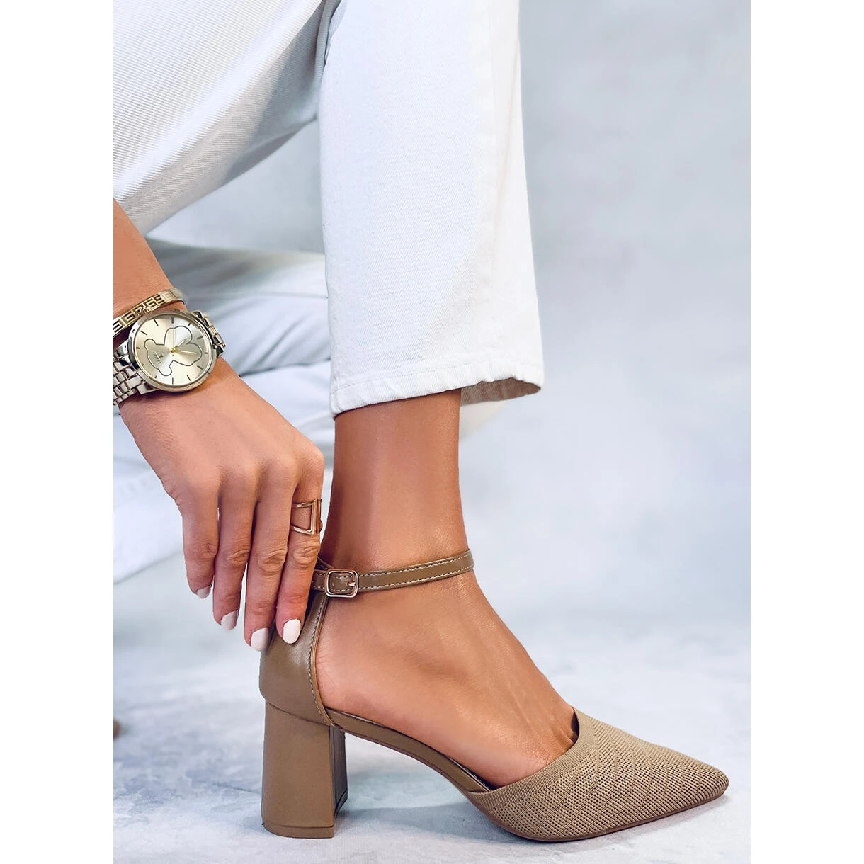 BM Escarpins à Talons Hauts Rossi Kaki Avec Ceinture Beige