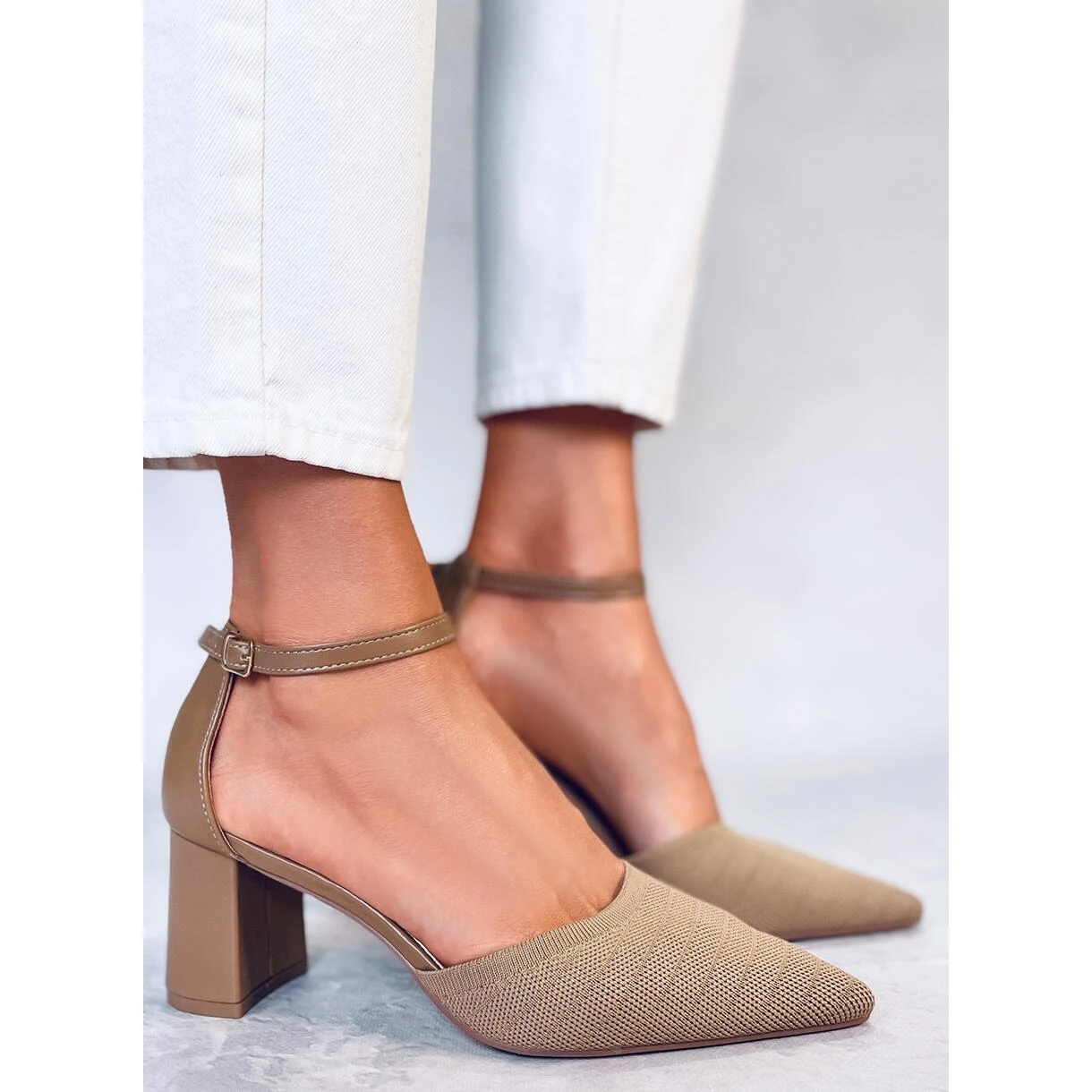 BM Escarpins à Talons Hauts Rossi Kaki Avec Ceinture Beige – Image 3