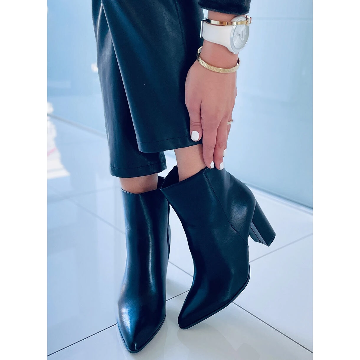 Bottes à Talons Hauts Classic Fergie Black Le Noir – Image 3