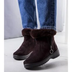 Bottes De Neige Brunes Isolées Avec Une Fermeture éclair Katalina