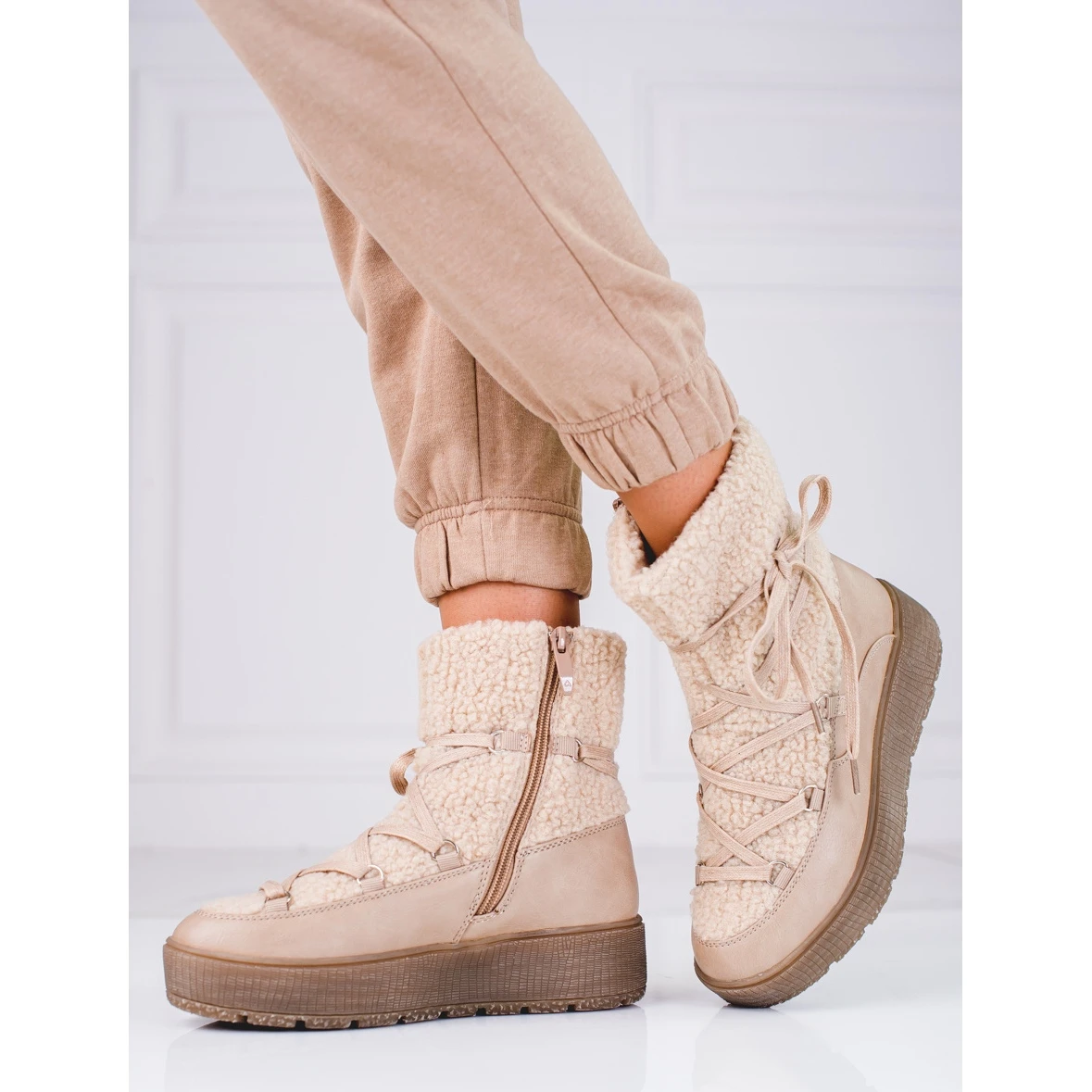Bottes De Neige Pour Femmes Sur La Plate-forme Beige Shelovet – Image 2