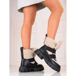 Bottes De Neige Shelovet Pour Femmes Sur Une Plate-forme épaisse Beige Et Noire Le Noir