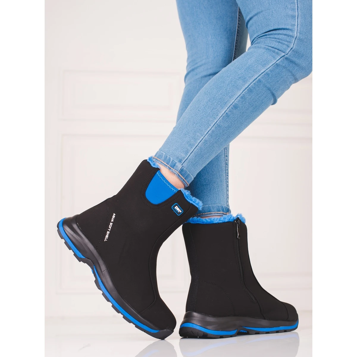 Bottes De Trekking Hautes Pour Femmes DK, Isolées Avec De La Fourrure Le Noir Bleu – Image 2