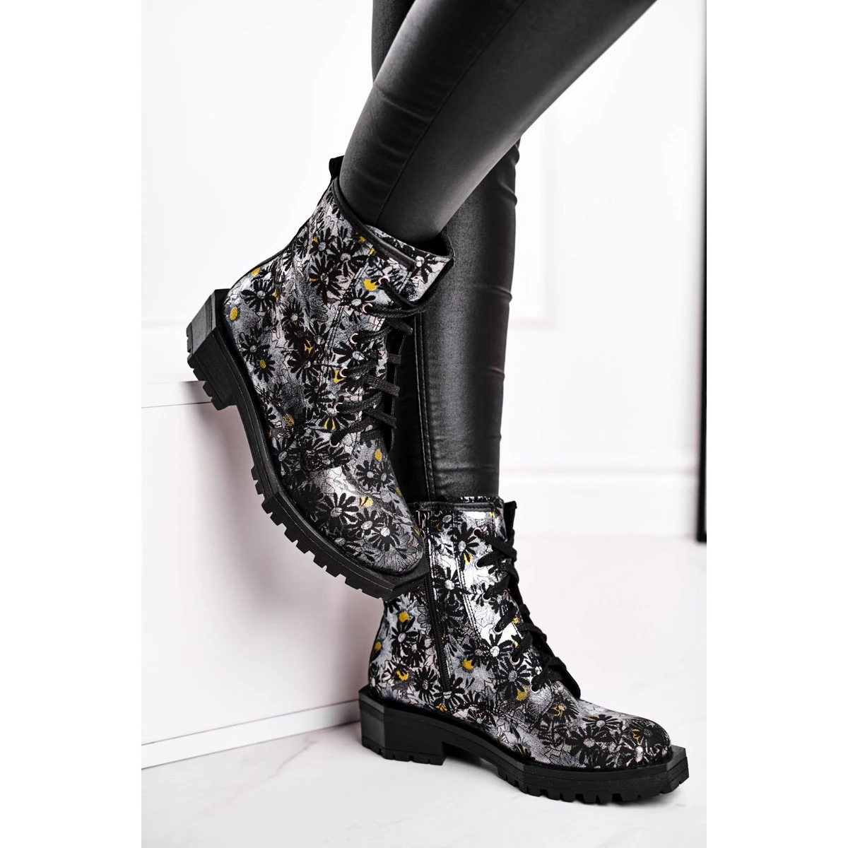 Bottes Femme Cuir Maciejka Fleurs 04869-38 Le Noir Multicolore – Image 2