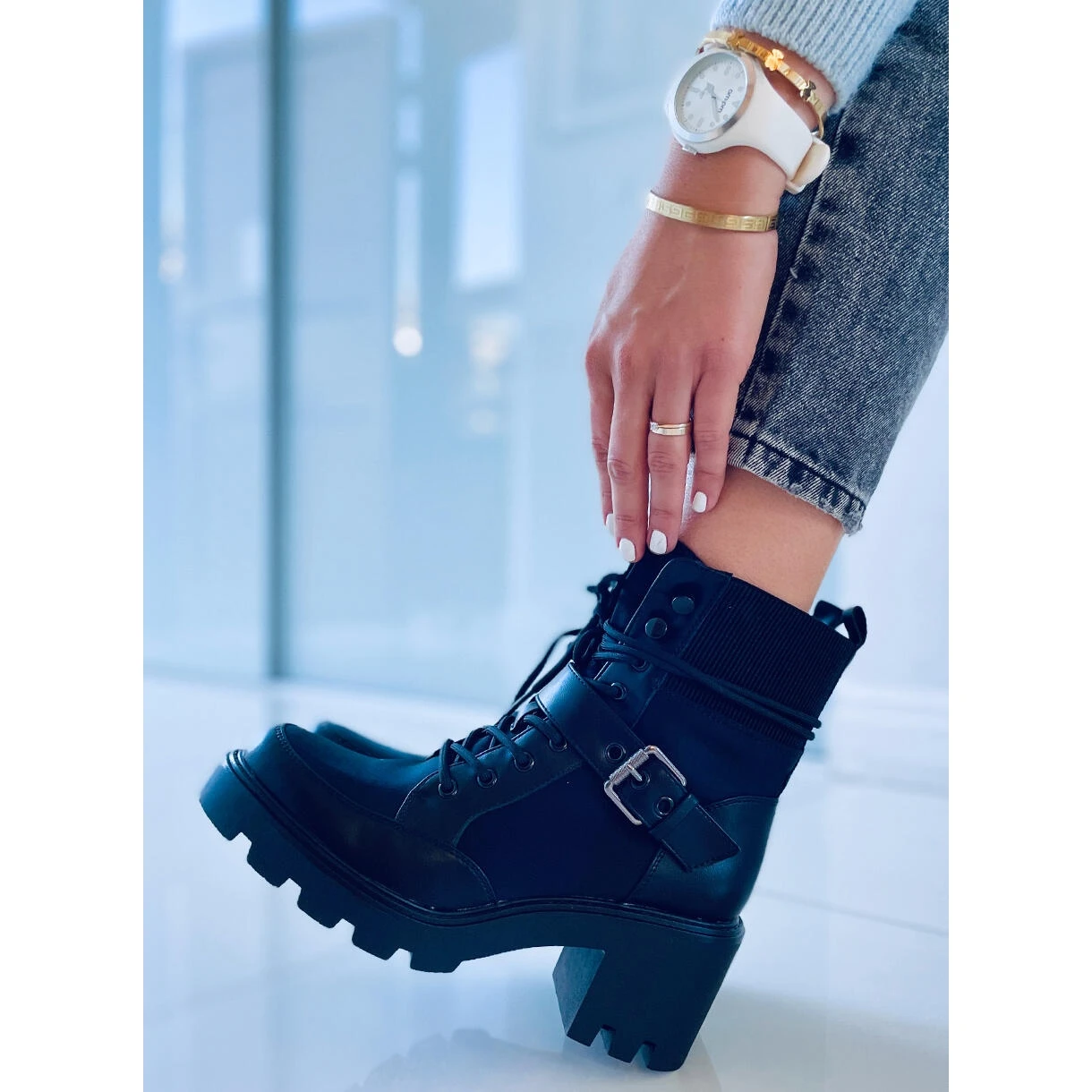 Bottines à Talons Hauts à Lacets Noires Brooks Le Noir – Image 3