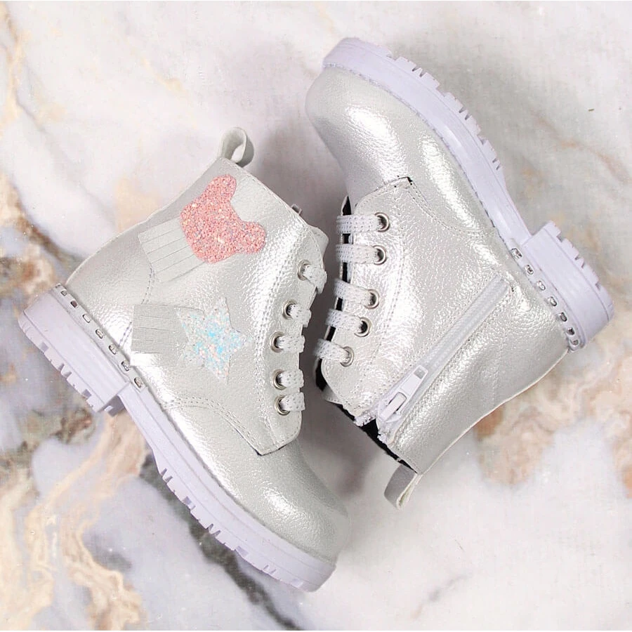 Bottines Fille Potocki Argentées Isolées Argent Brillant Multicolore – Image 4