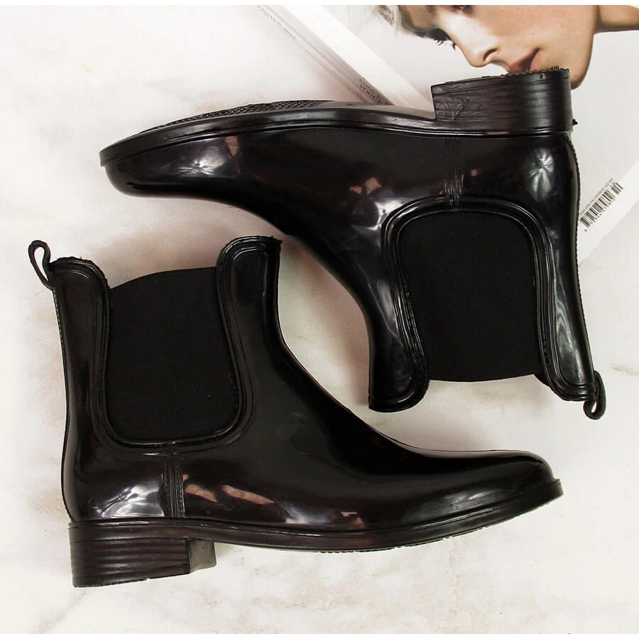 Bottines Jodhpur Laquées Noires Galoches Femme T.Sokolski Le Noir – Image 3