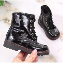 Bottines Pour Filles Isolées Vernies Kornecki 6216 Le Noir