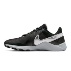 Chaussure Nike Legend Essential 2 M CQ9356-008 Le Noir Argent