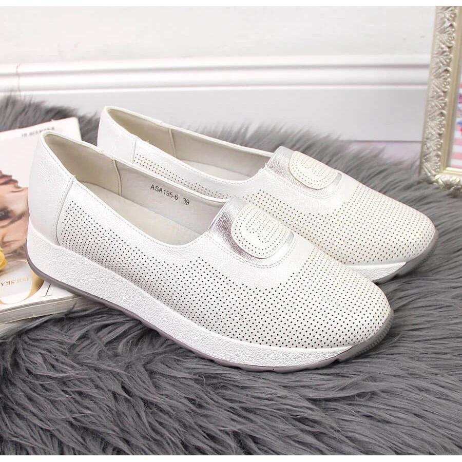 Chaussures à Enfiler Argentées Jezzi Avec Un élastique Sur La Plateforme – Image 3