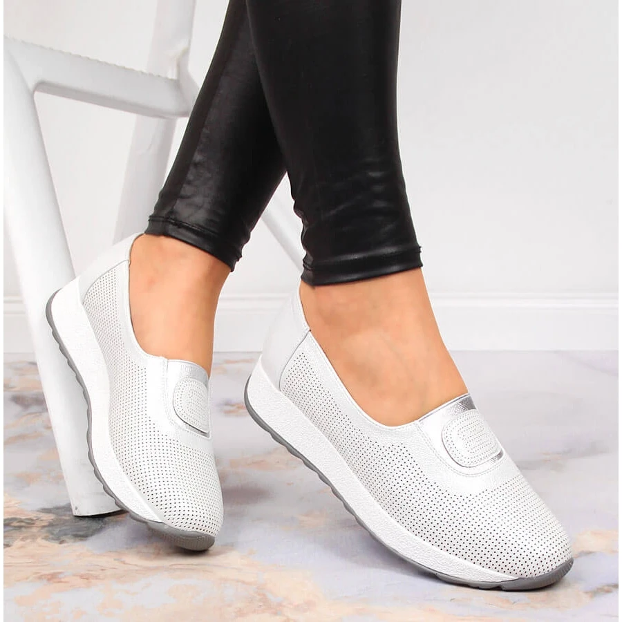 Chaussures à Enfiler Argentées Jezzi Avec Un élastique Sur La Plateforme – Image 4