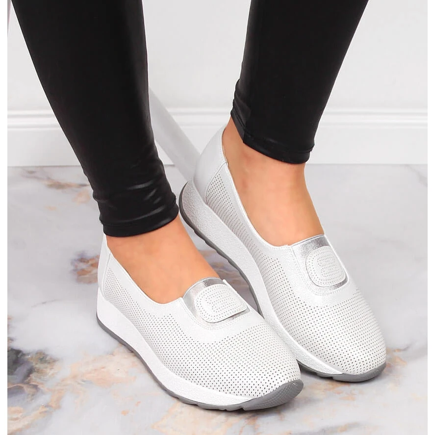 Chaussures à Enfiler Argentées Jezzi Avec Un élastique Sur La Plateforme – Image 6