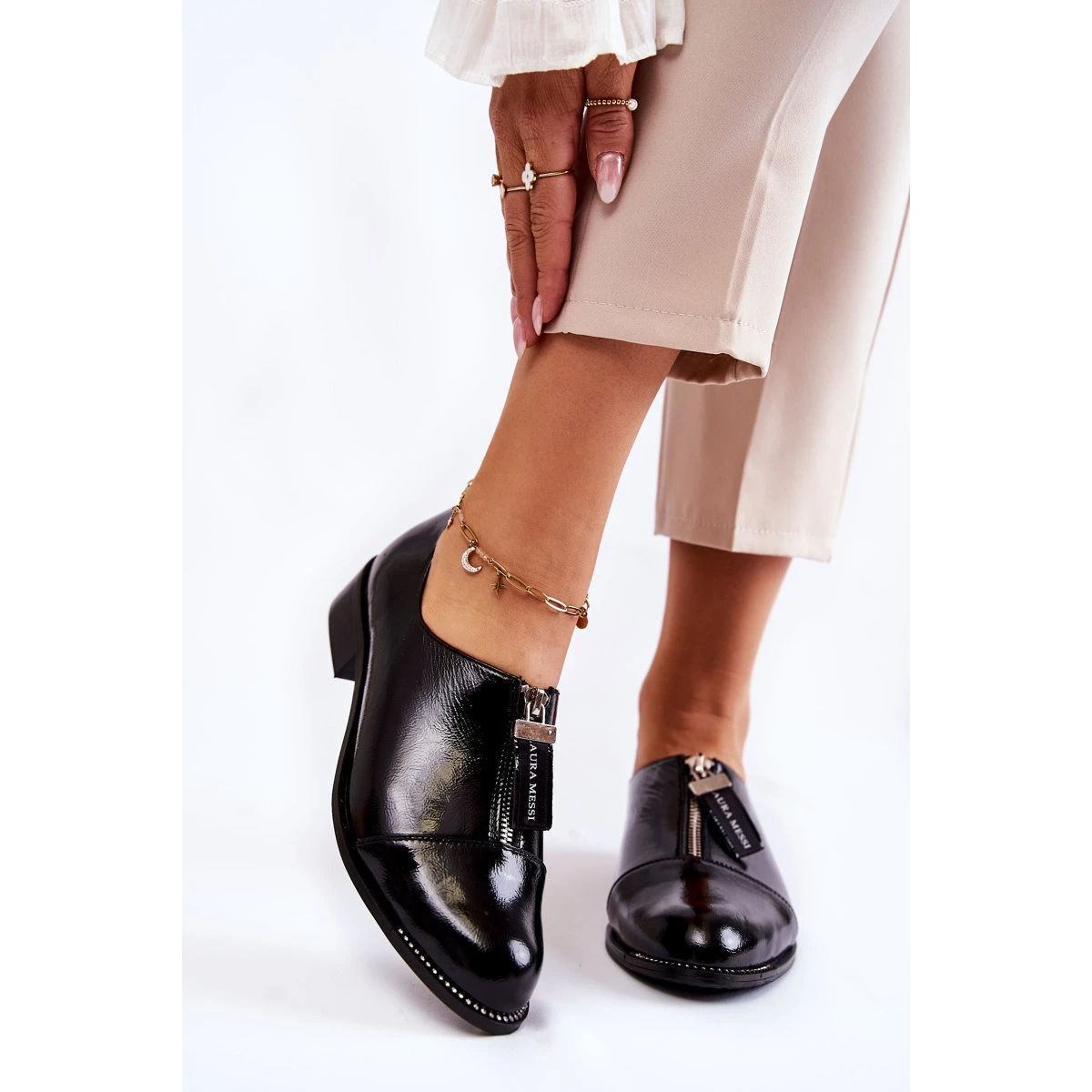 Chaussures à La Mode Laquées Laura Messi 2532 Noir Le Noir