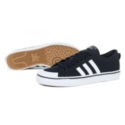Chaussures Adidas Nizza M CQ2332 Blanche Le Noir