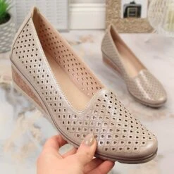 Chaussures Compensées Ajourées Beige Scintillant Pour Femme Potocki SZ12018