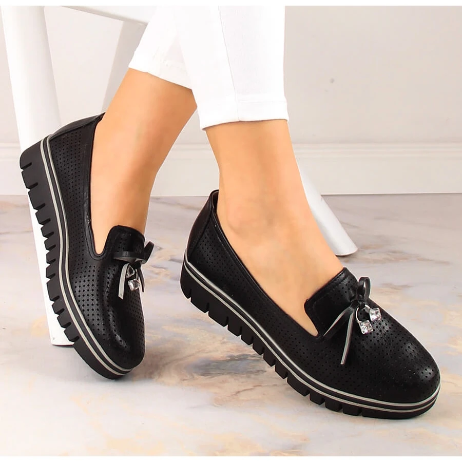 Chaussures Compensées Noires Ajourées Pour Femme Jezzi RMR2268-2 Le Noir