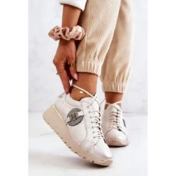 Chaussures De Sport En Cuir Compensées Maciejka 05492-04 Beige