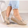 Chaussures Femme En Cuir Verni Sur Semelle Compensée Beige Jezzi RMR2265-3