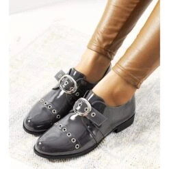 Chaussures Laquées Grises à Boucle C18-6263-2