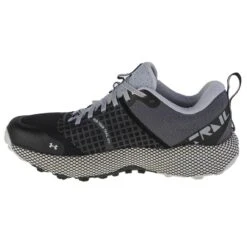 Chaussures Under Armour Hovr Ds Ridge Tr M 3025852-001 Le Noir