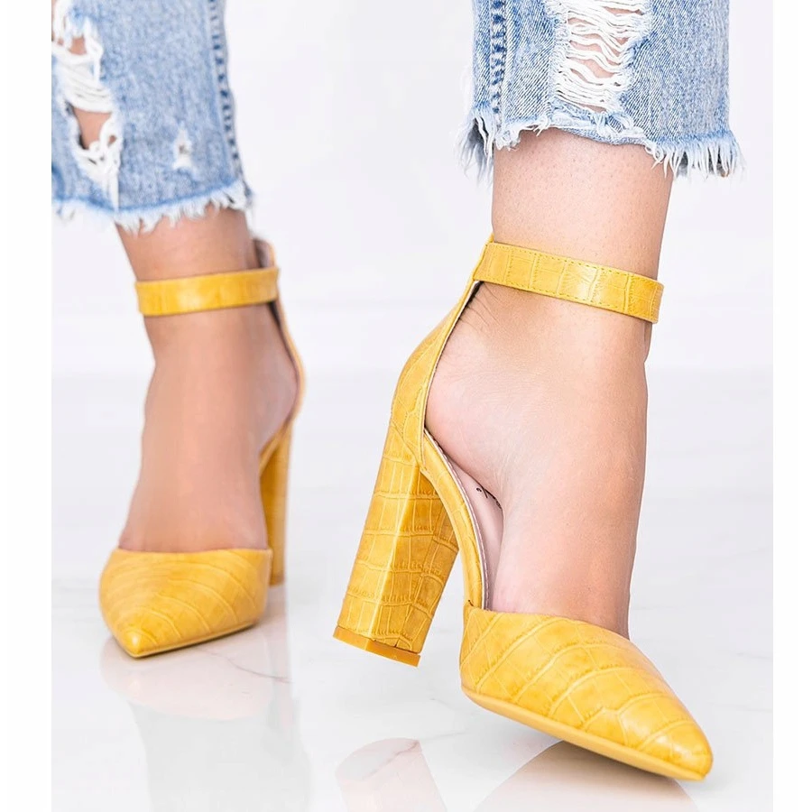 Escarpins Moutarde Sur Tige Au Motif Peau De Crocodile Glamour Jaune