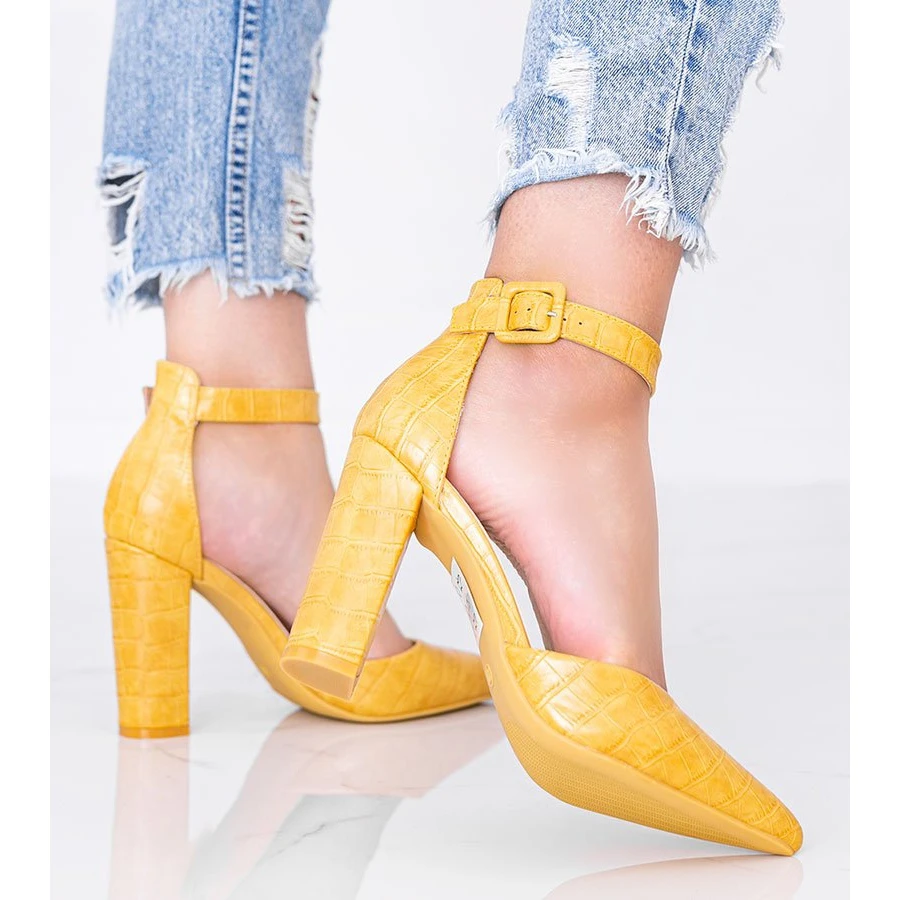 Escarpins Moutarde Sur Tige Au Motif Peau De Crocodile Glamour Jaune – Image 2