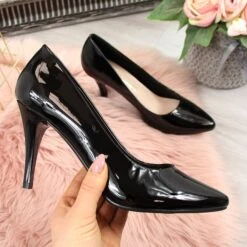 Escarpins Sur Un Talon Aiguille Verni Noir Sergio Leone Le Noir