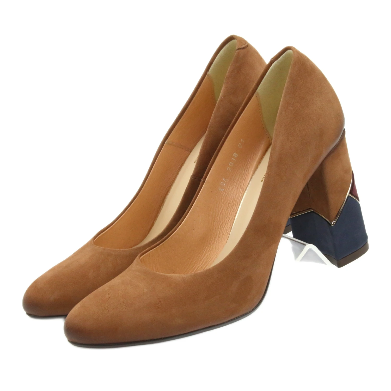 Espinto Escarpins Rouges Sur Le Poteau Brun – Image 4