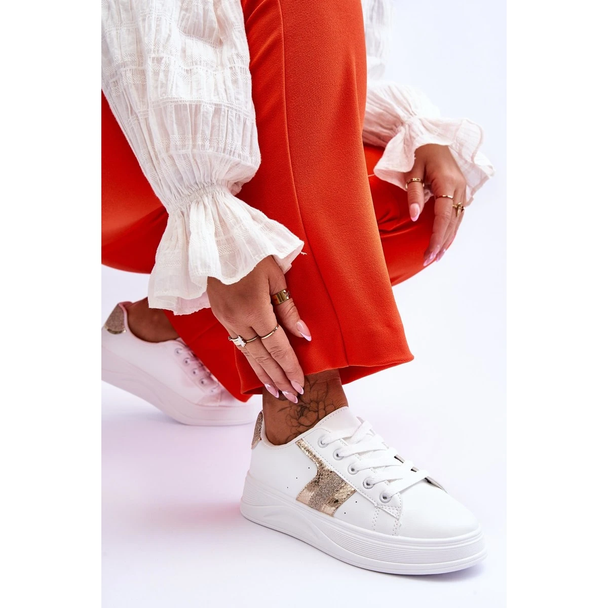 FG2 Baskets Diahna Femme Blanc Et Or Blanche – Image 5