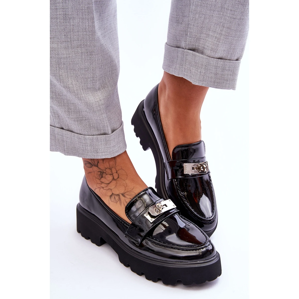 FJ1 Mocassins Laqués à Décor De Plateforme Gloire Noire Le Noir – Image 5