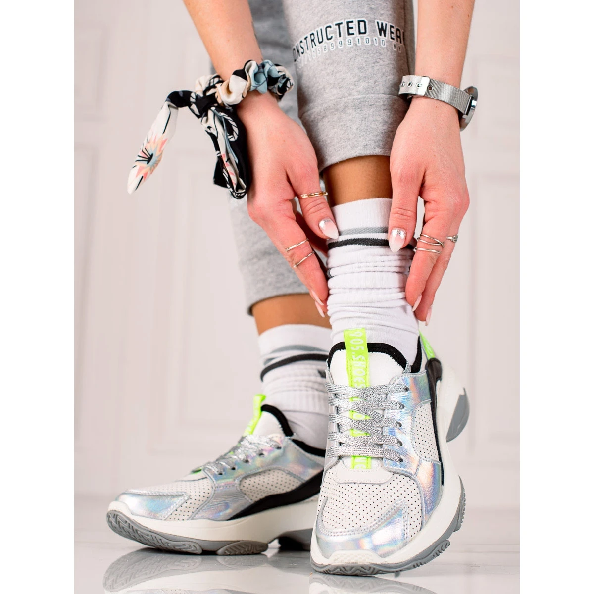 Goodin Baskets En Cuir Ajouré Multicolore – Image 3