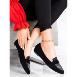 Goodin Mocassins Noirs En Spitz Le Noir