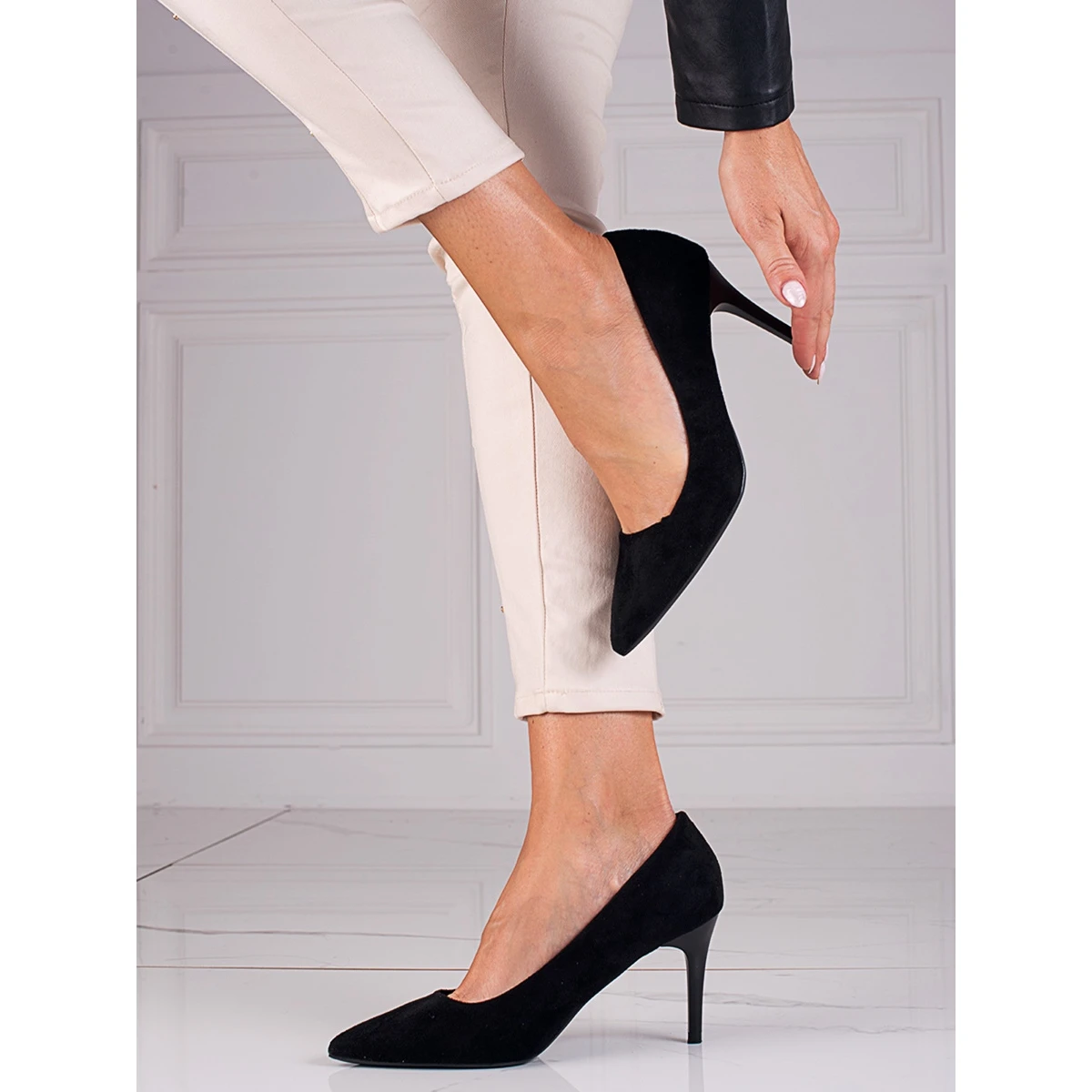 Goodin Talons Shelovet En Daim Noir Le Noir