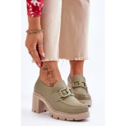 Lemar Brogues élégantes Sur Le Talon Avec Décoration Harmell Verte