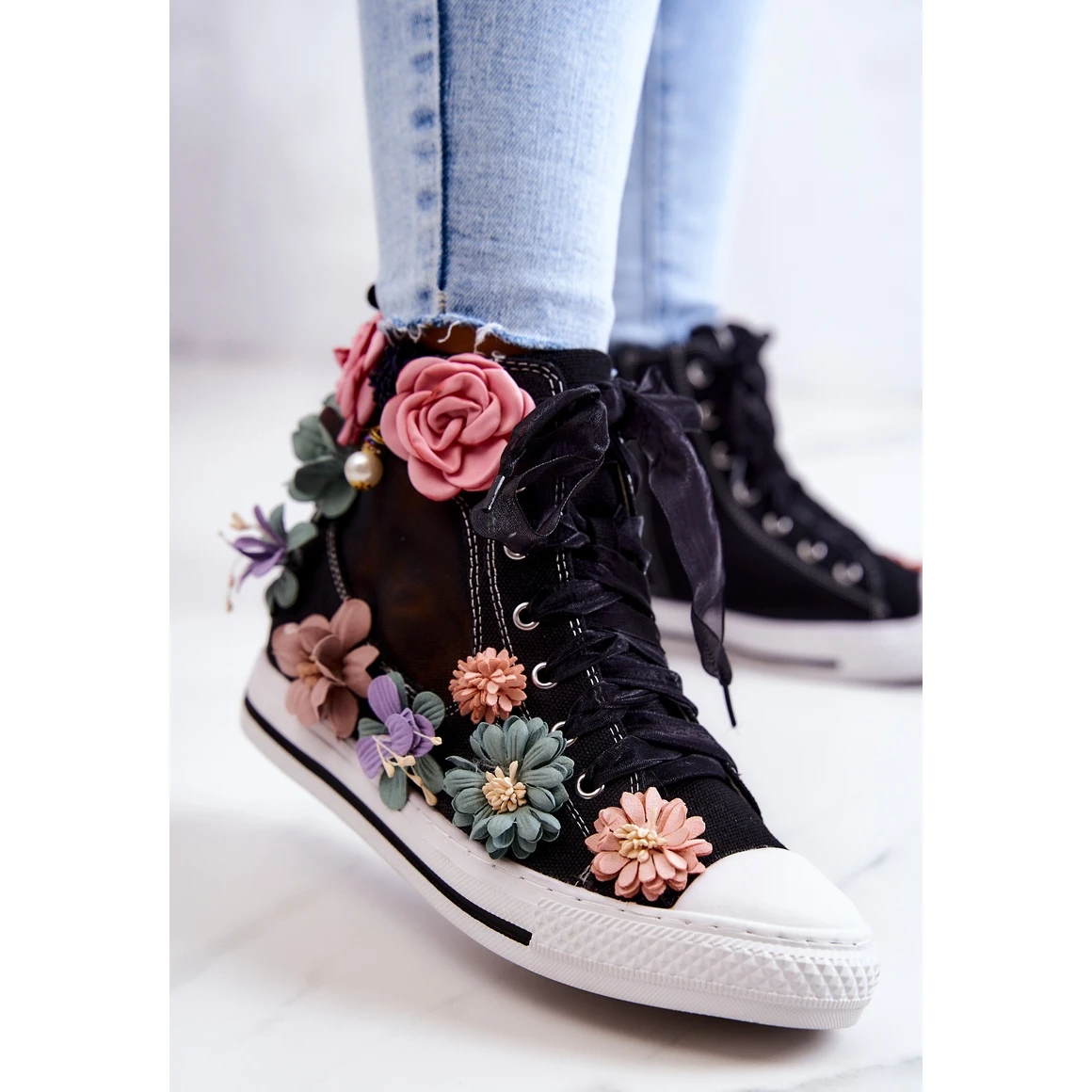 LU BOO Baskets Montantes à Fleurs Noir Sellin Le Noir Multicolore – Image 4