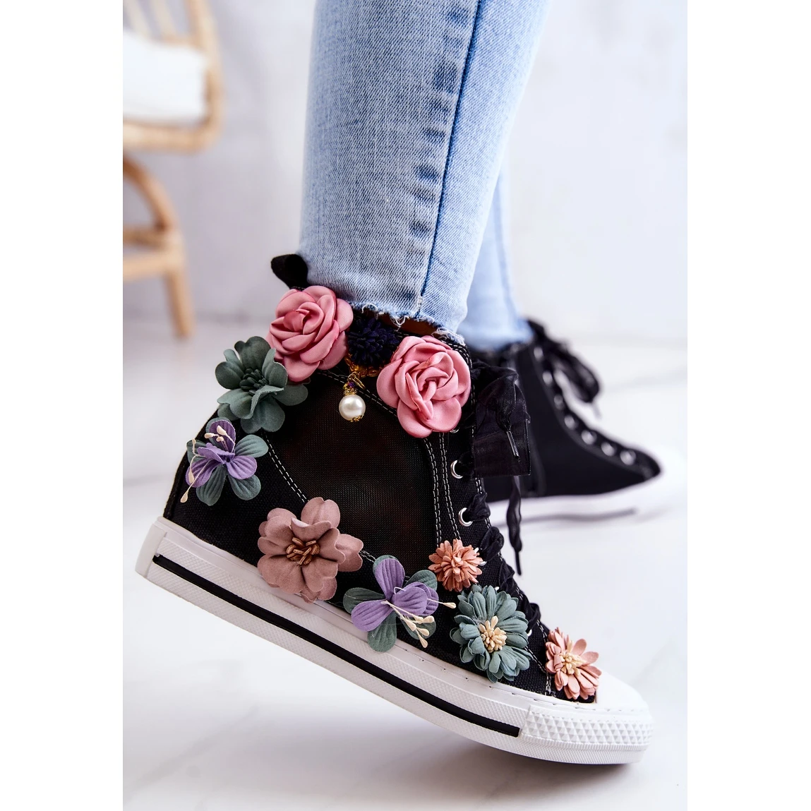 LU BOO Baskets Montantes à Fleurs Noir Sellin Le Noir Multicolore – Image 5