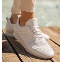 Marco Shoes Baskets En Cuir Grainé Blanc Blanche
