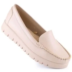 Mocassins Pour Femmes Sur La Plate-forme Beige Potocki YQ21020